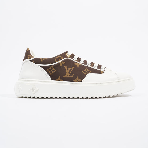 Time out leather trainers Louis Vuitton White size 38.5 EU in