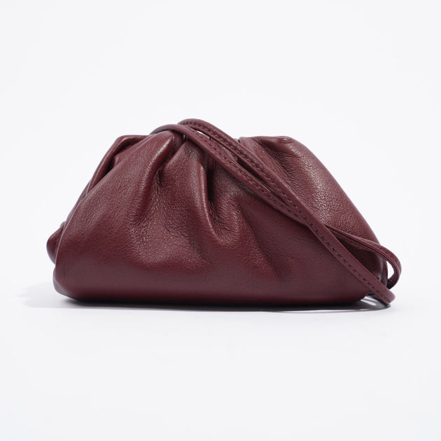 Chanel 19 Round Clutch Goatskin 29M – Keeks Designer Handbags