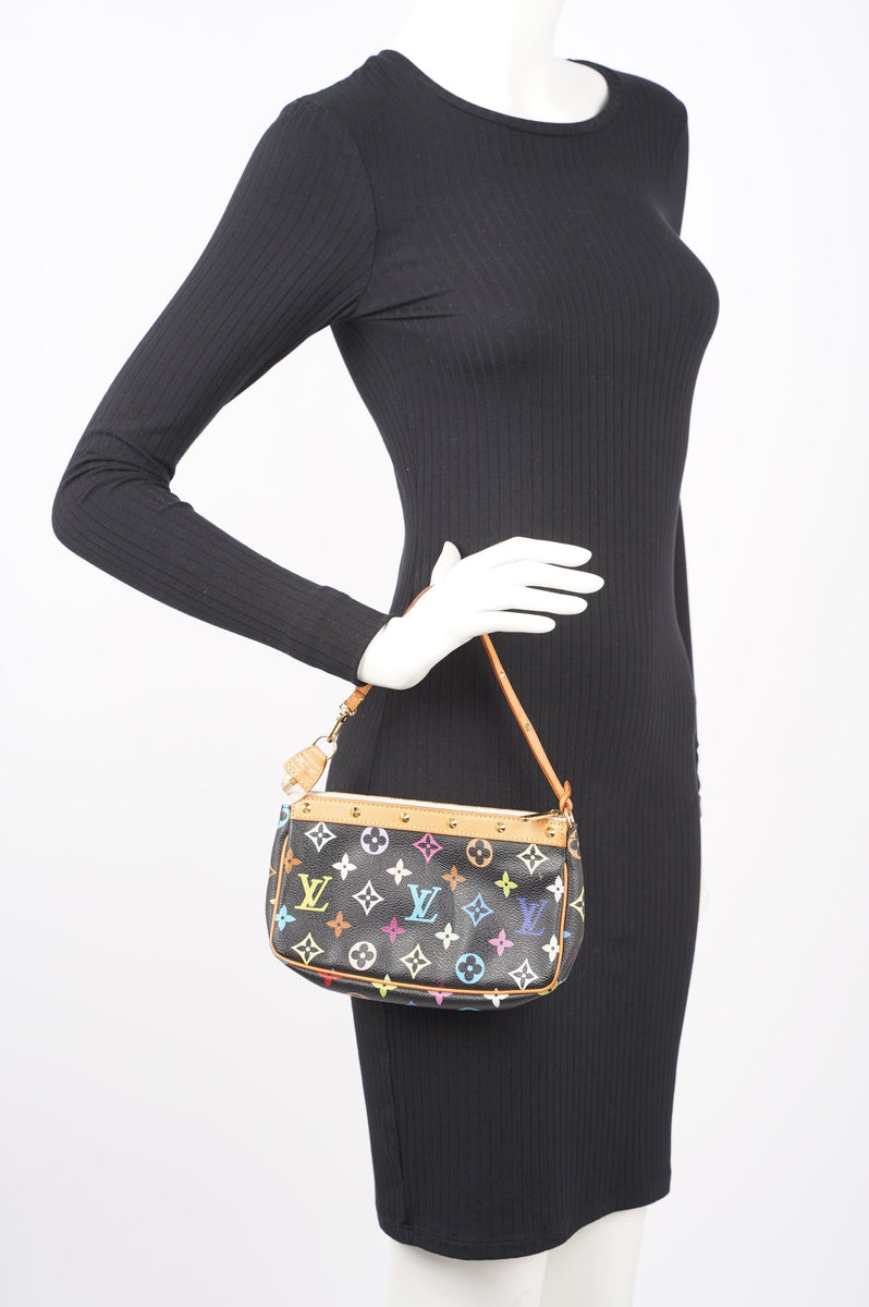 Pochette accessoire cloth handbag Louis Vuitton Black in Cloth