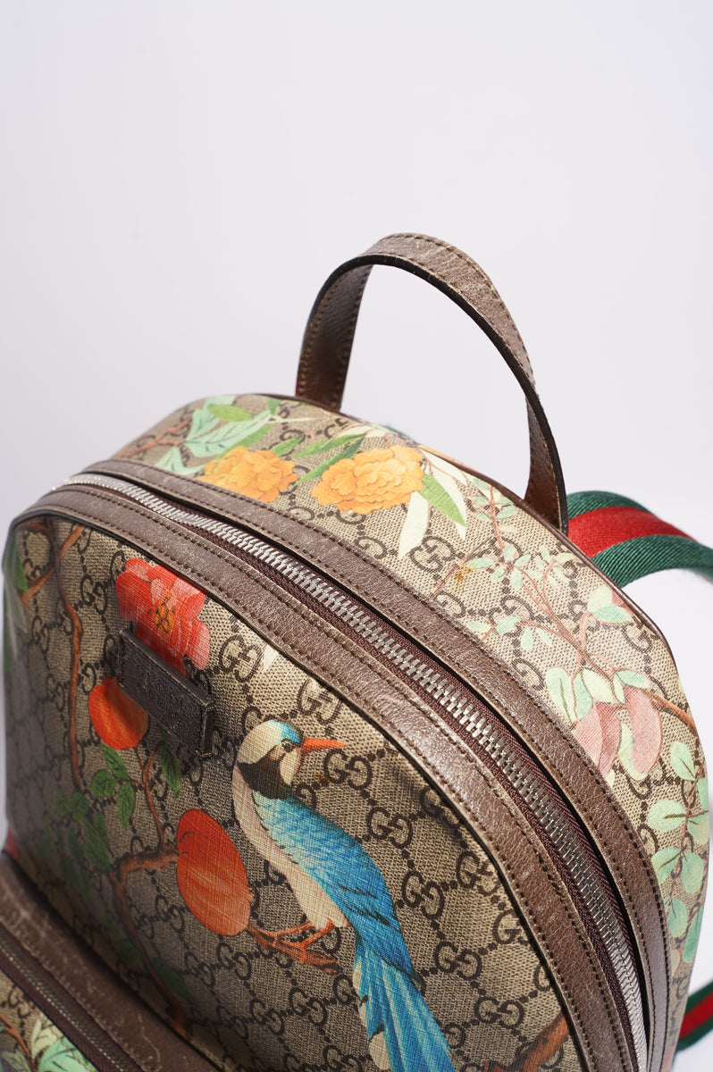 Gucci GG Supreme Pattern Backpack - Farfetch  Black gucci backpack,  Patterned backpack, Backpacks