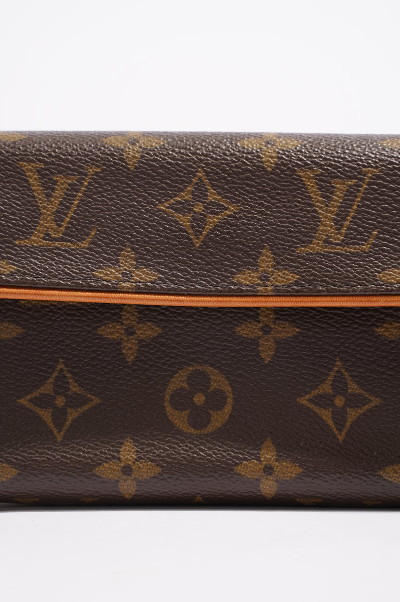 Vintage Louis Vuitton Monogram Tri Fold Wallet