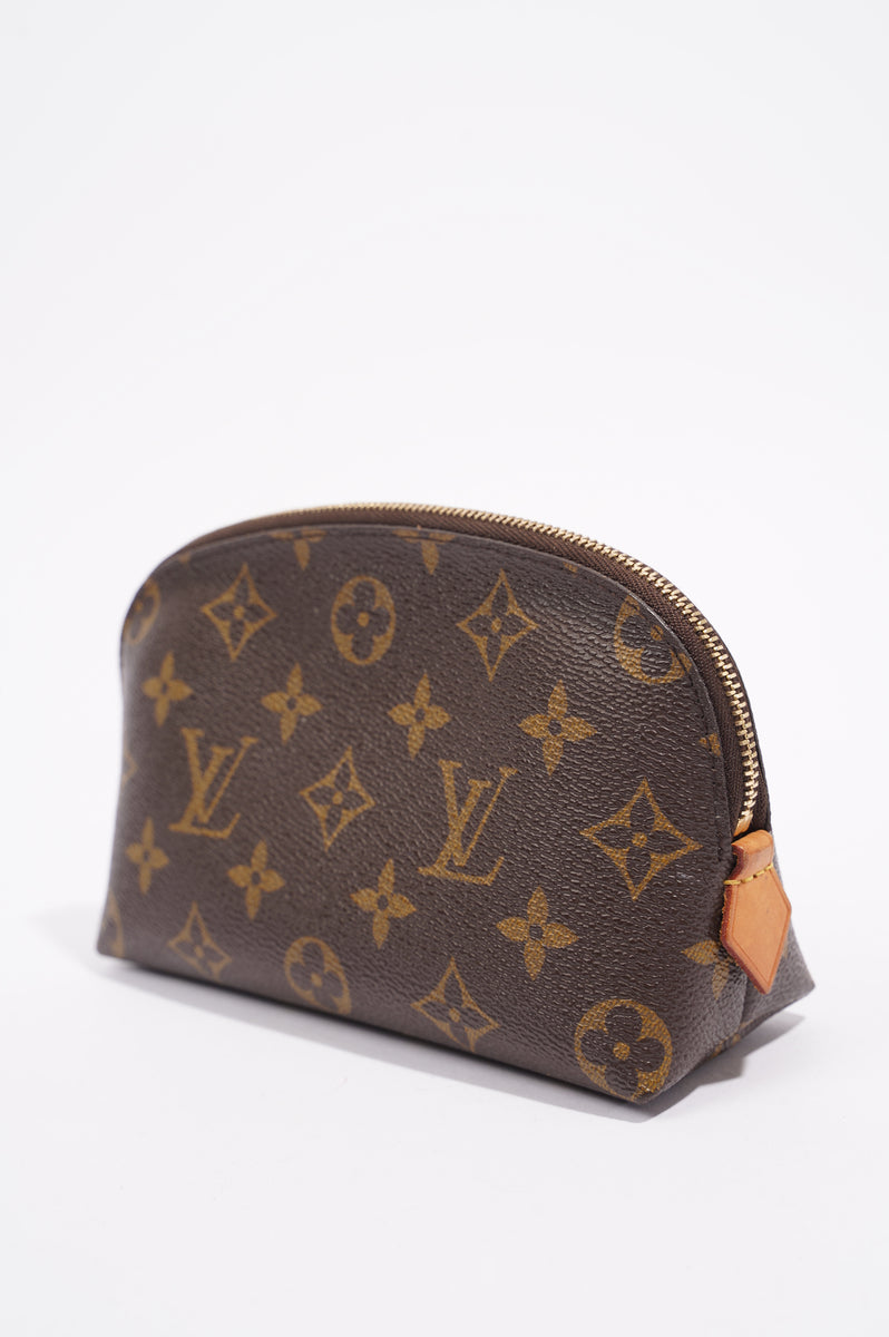 Louis Vuitton Womens Cosmetic Pouch Monogram PM – Luxe Collective