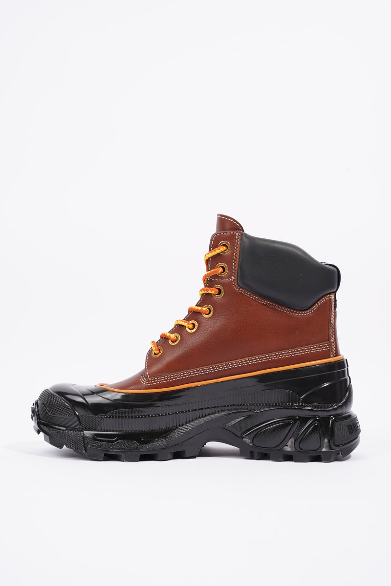 Burberry boots store mens orange