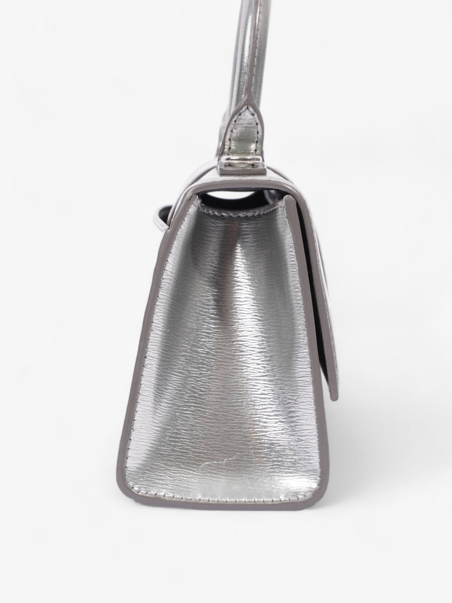 Hourglass XS Silver Leather Image 6