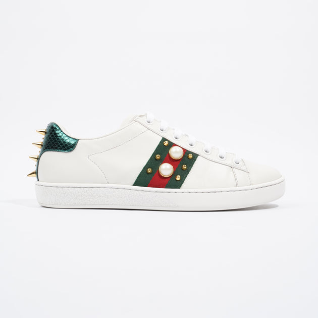 Used on sale gucci trainers