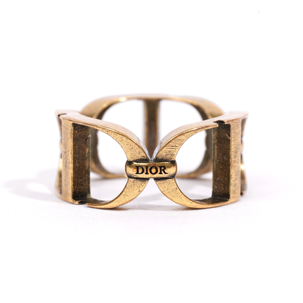 Dior hotsell rings letters