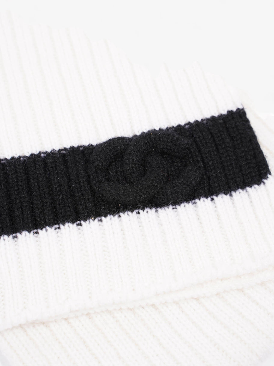 Ribbed Knit Scarf White / Black Cashmere Image 2