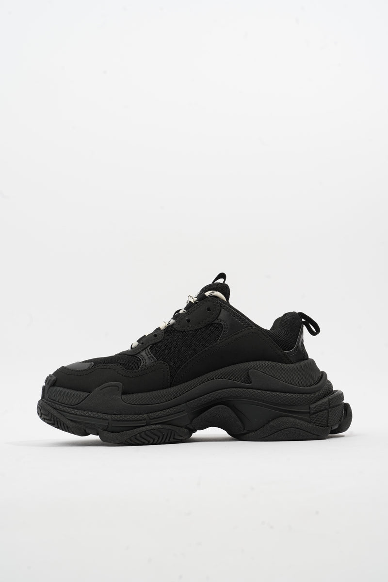 Balenciaga triple s sale black 36