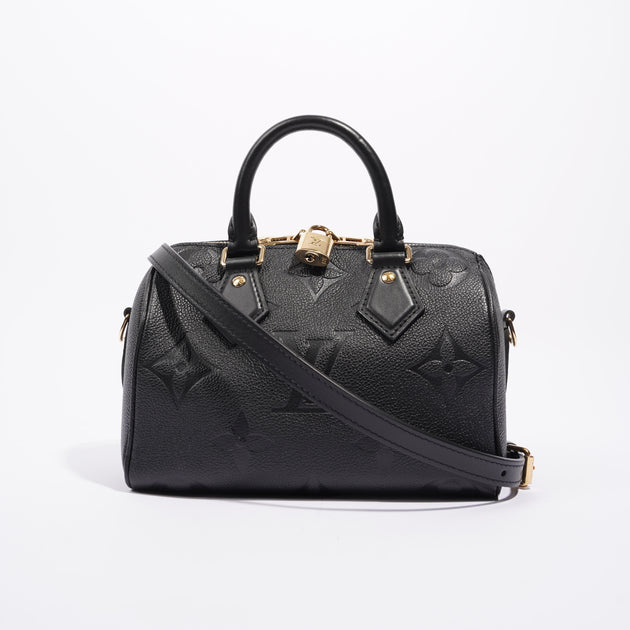Louis Vuitton Crossbody Bags / Crossbody Purses − Sale: up to