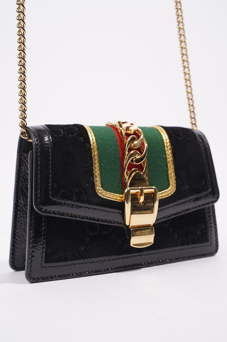 Gucci GG Marmont Matelassé Velvet Mini Chain Bag