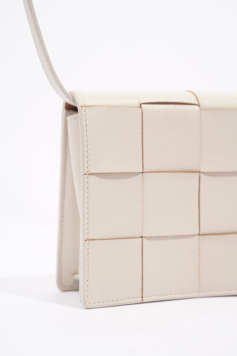 Bottega Veneta Womens Cassette Shoulder Bag Cream – Luxe Collective