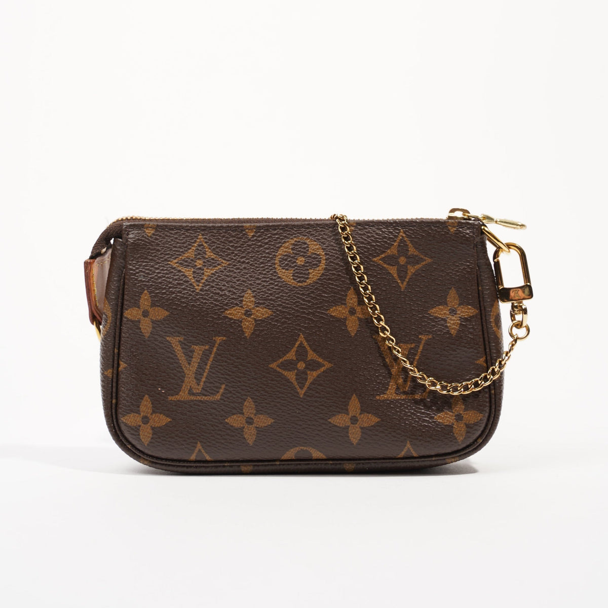 Updated LV Pochette Accessoires with a chain