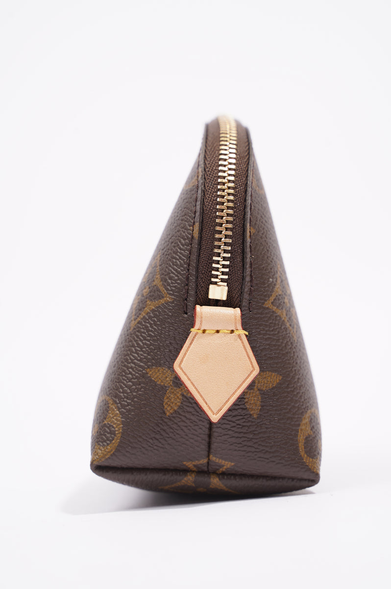 Louis Vuitton Escale Cosmetic Pouch Bag Setup