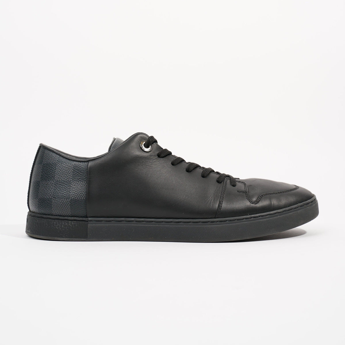 Louis Vuitton Black Leather Luxembourg Low Top Sneakers Size 41 Louis  Vuitton