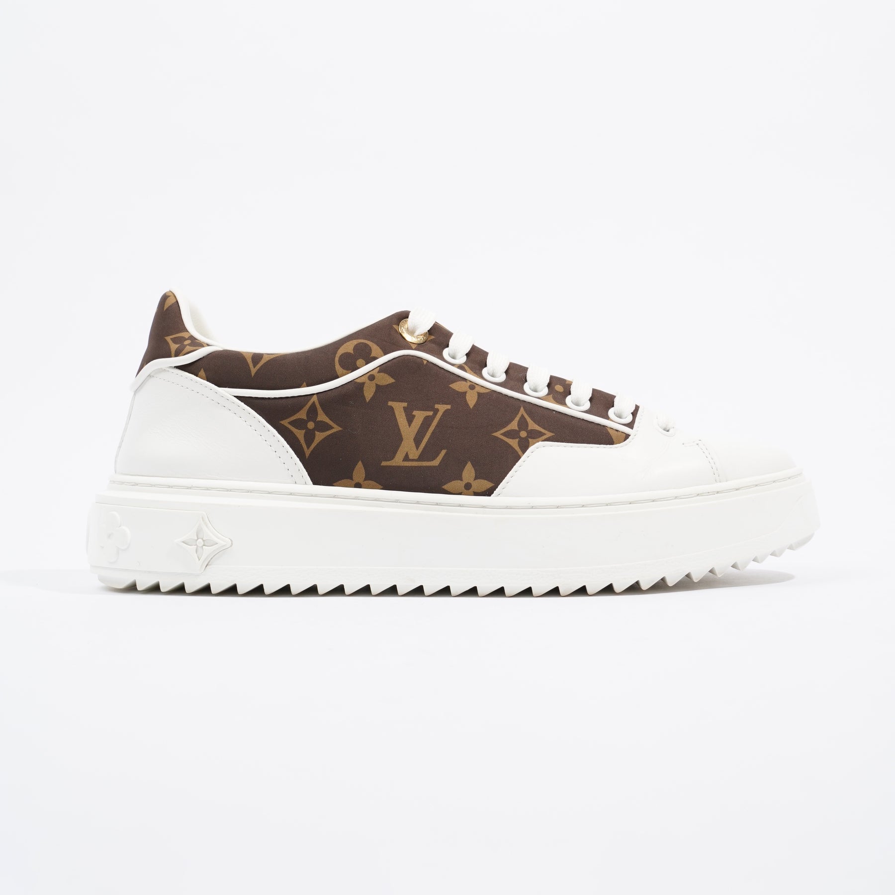 Louis Vuitton Time Out Sneaker White / Monogram Leather EU 40 UK 7 – Luxe  Collective
