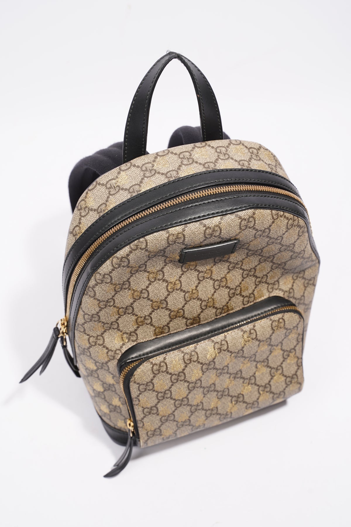 Gucci bee supreme on sale backpack