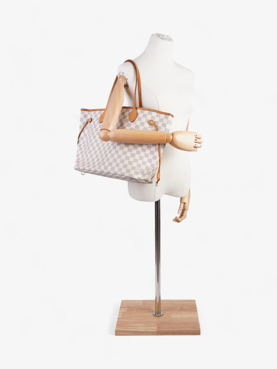 Louis Vuitton Neverfull Damier Azur Coated Canvas MM Image 2