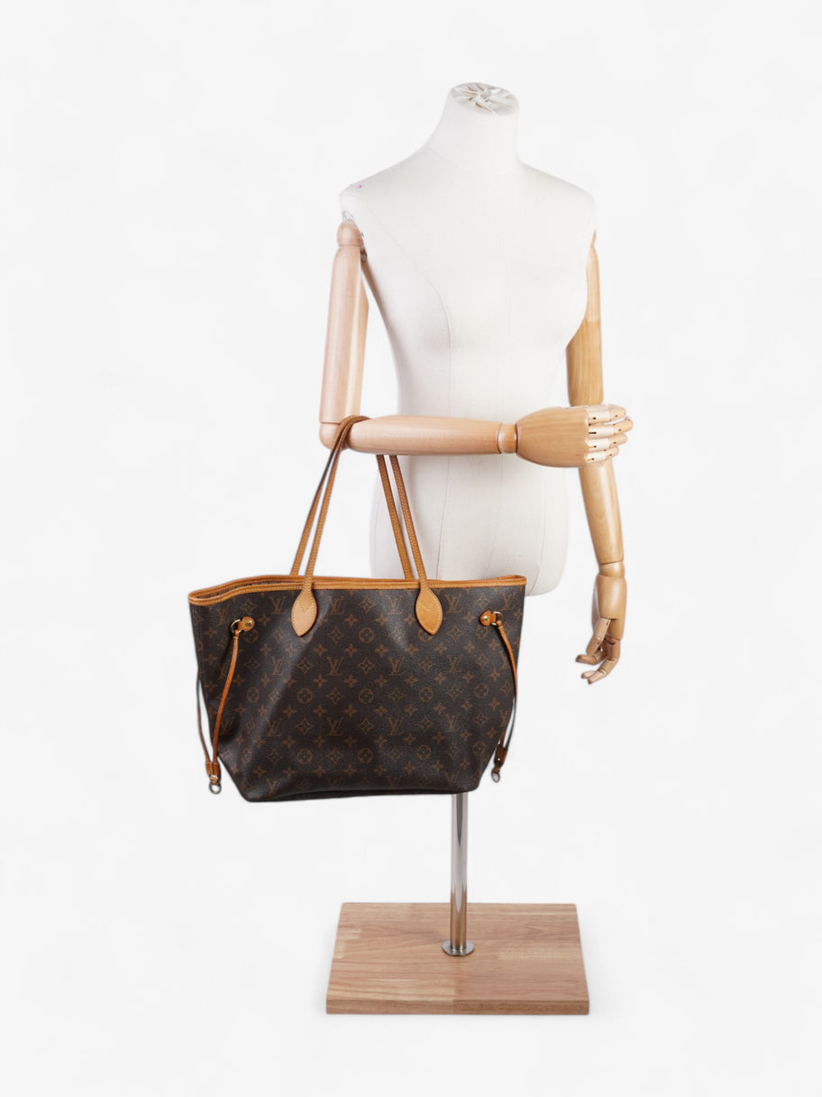 Louis Vuitton Neverfull Monogram Coated Canvas MM Image 2