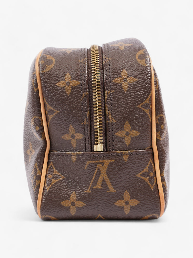  Louis Vuitton Toiletry Bag Monogram Canvas 25