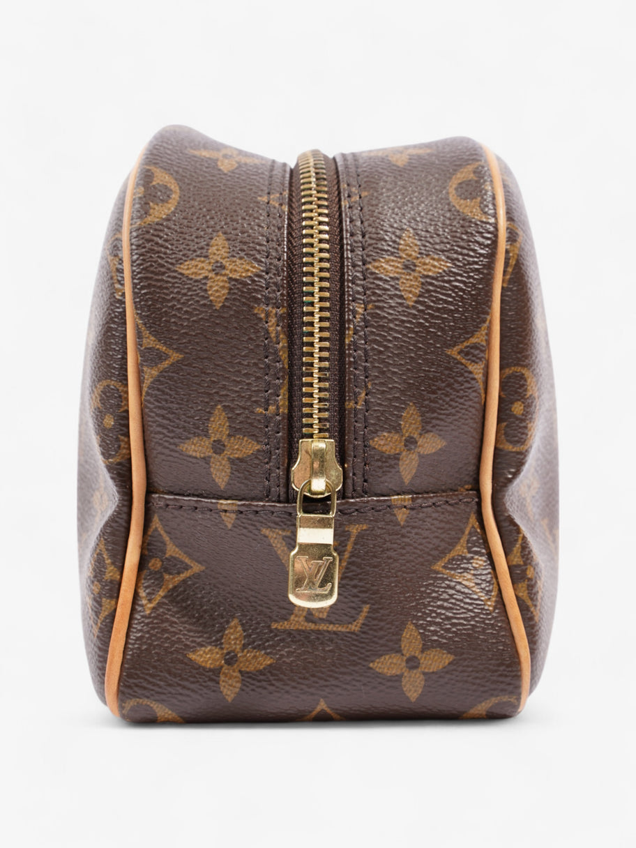 Louis Vuitton Toiletry Bag Monogram Canvas 25 Image 4