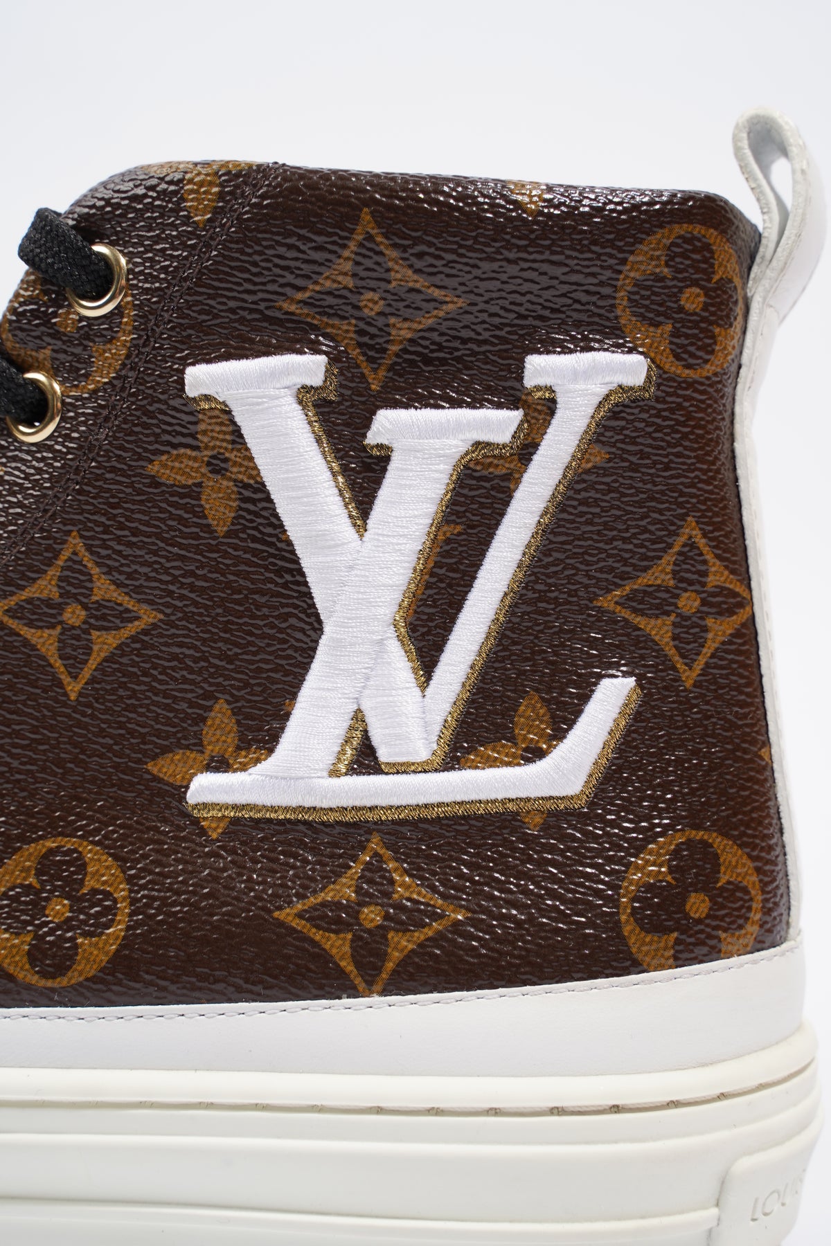 Louis Vuitton Stellar Line High Top Brown Monogram / White Leather EU 40 Uk  6 ref.1040453 - Joli Closet