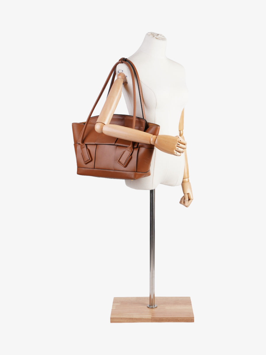 Bottega Veneta Arco Tote Brown  Intrecciato Leather Large Image 2