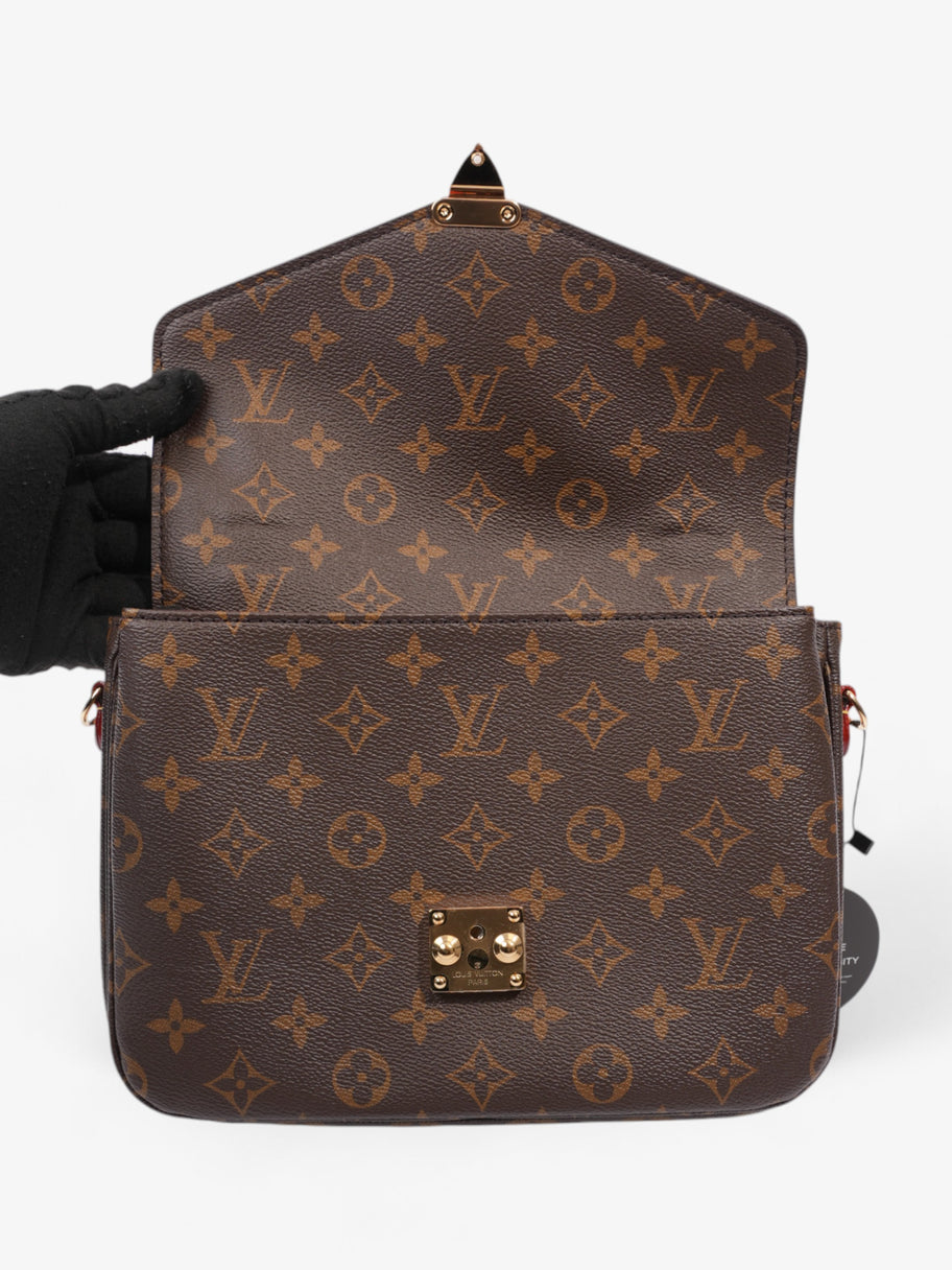 Louis Vuitton Pochette Metis Monogram Coated Canvas MM Luxe Collective