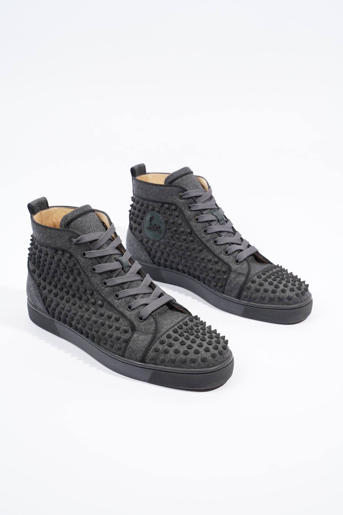 Mens hotsell grey louboutin