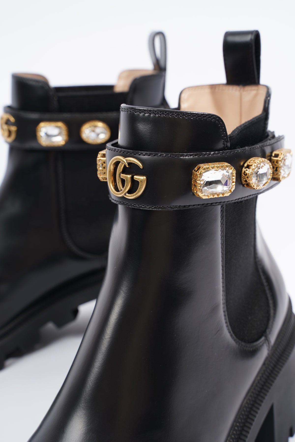 Gucci hot sale belt boots