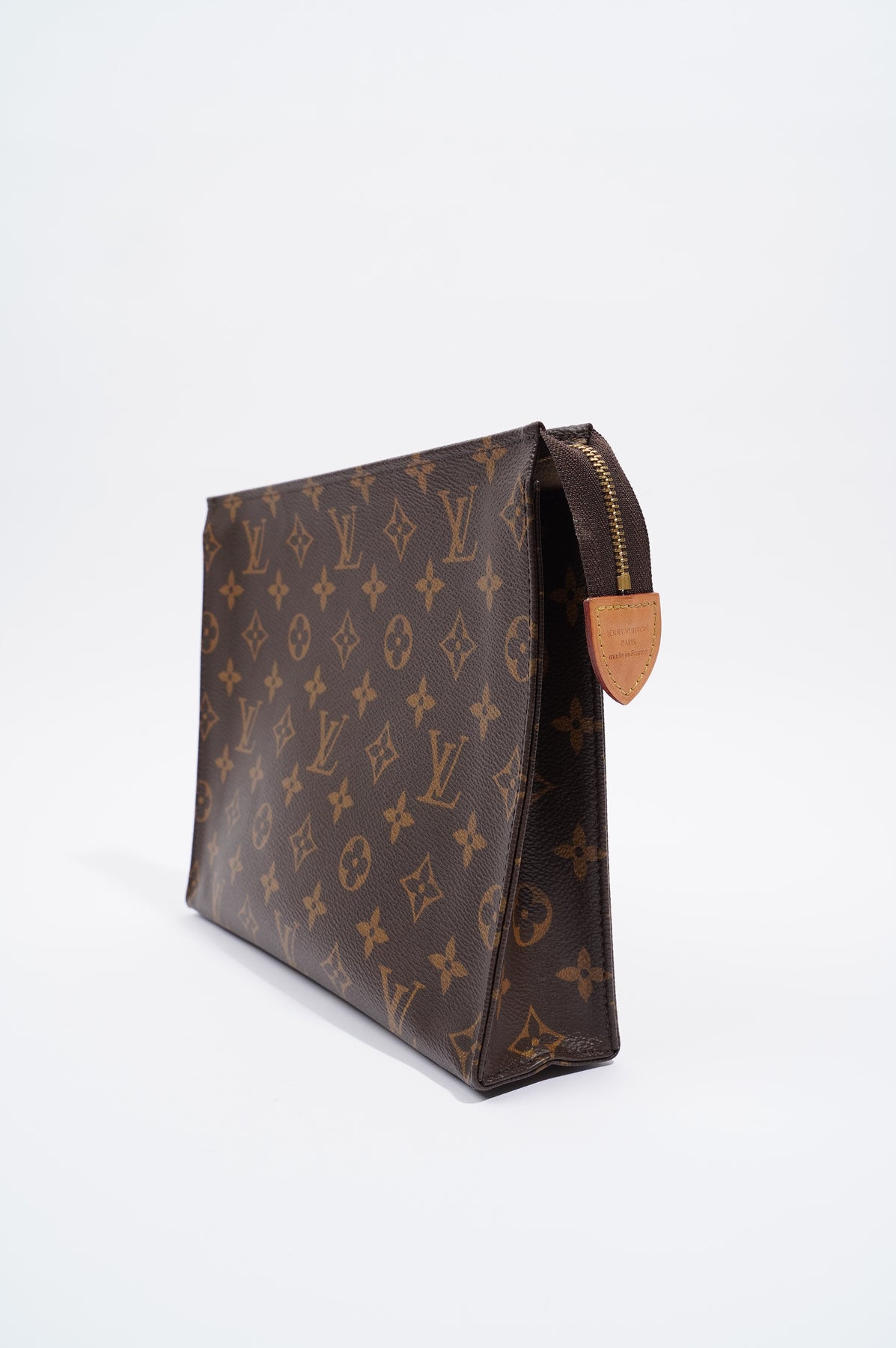 Louis Vuitton, Bags, New 0 Authentic Louis Vuitton Canvas Monogram  Toiletry Pouch 26 Handbag