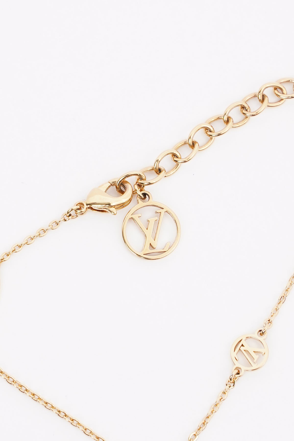 Louis Vuitton Nanogram Bracelet Gold Gold Plated OS – Luxe Collective