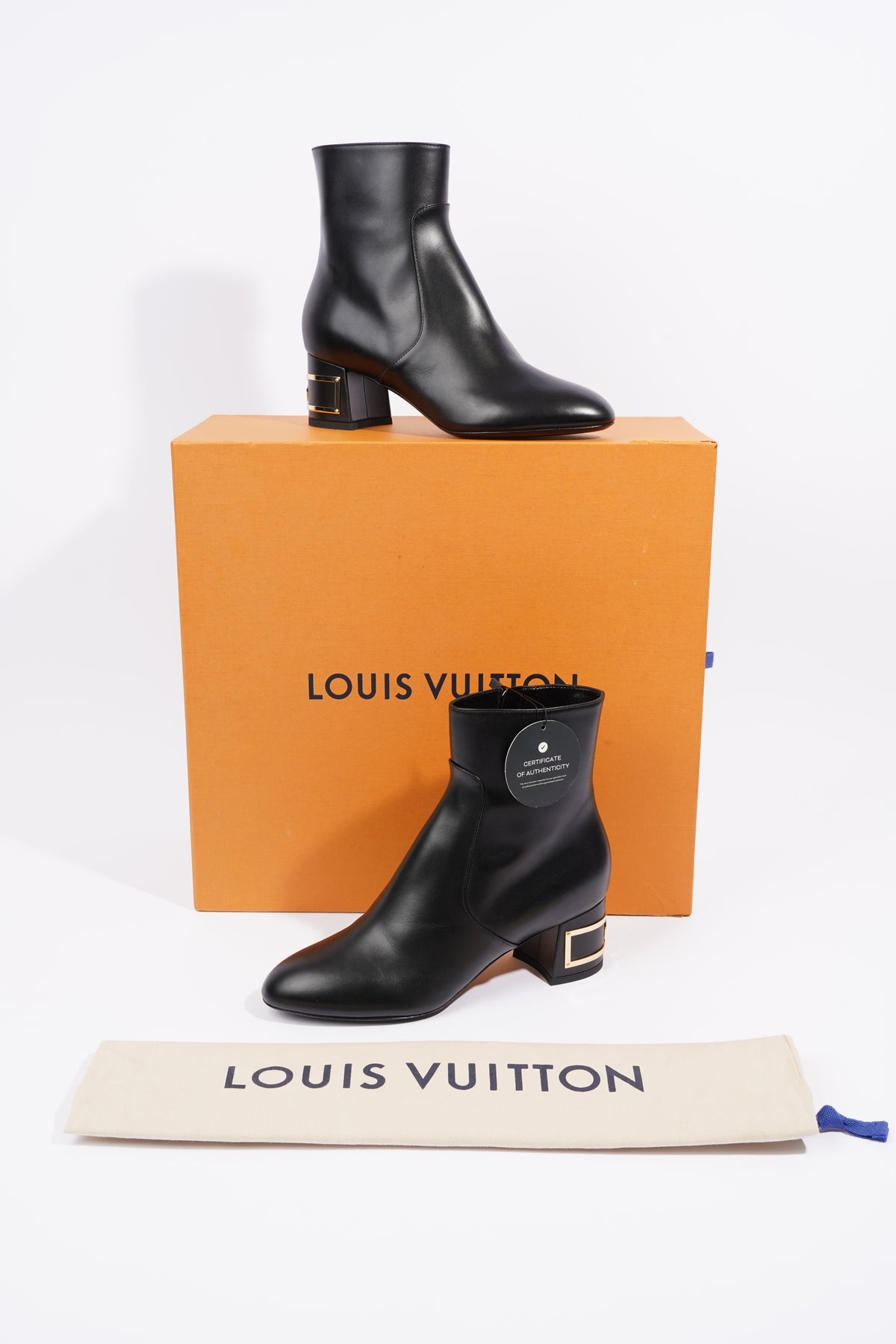 Authentic Louis Vuitton Patent Leather Ankle Boots 39.5