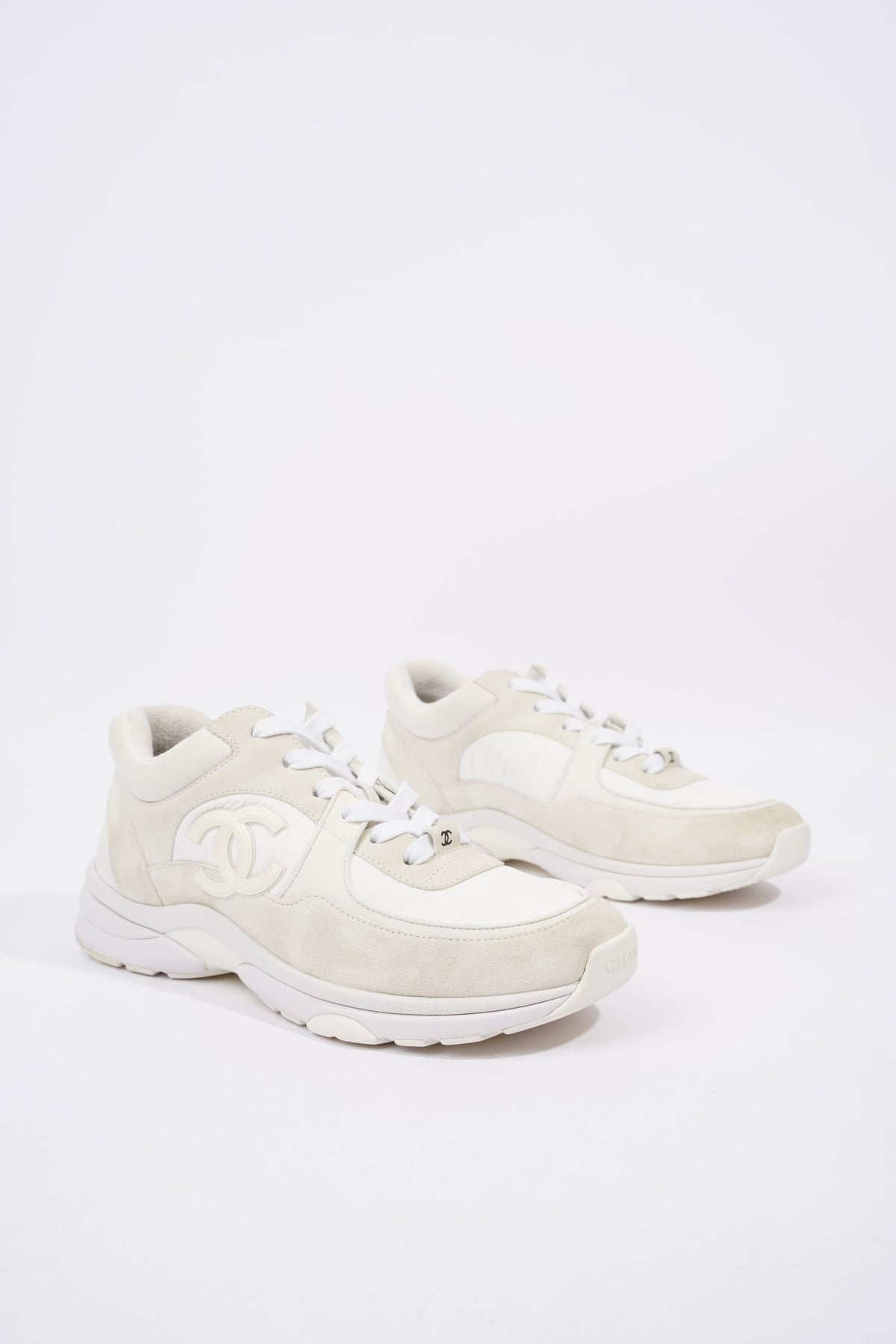 Chanel Womens CC Runners White / Cream EU 38.5 / UK 5.5 – Luxe Collective