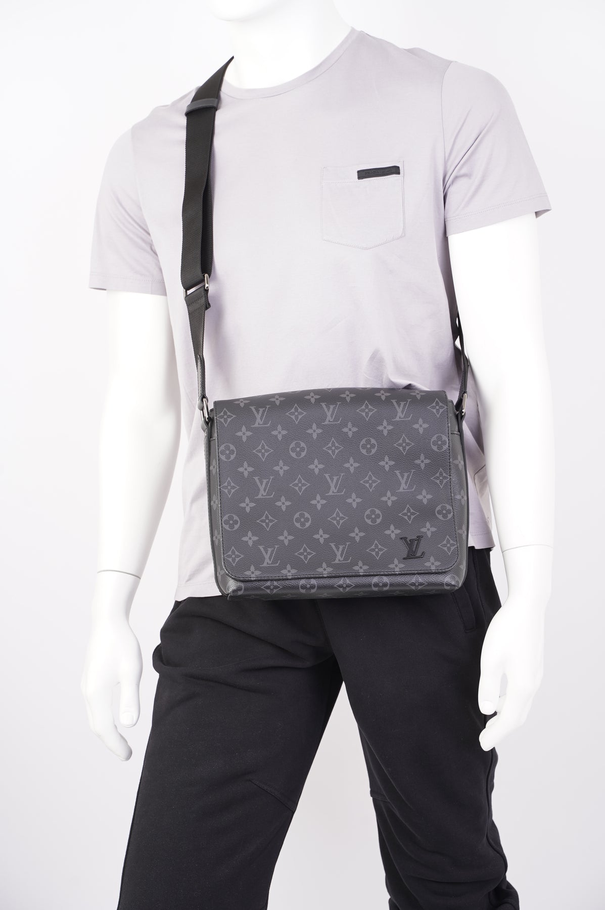 Louis Vuitton Mens District Messenger Bag Monogram Eclipse PM