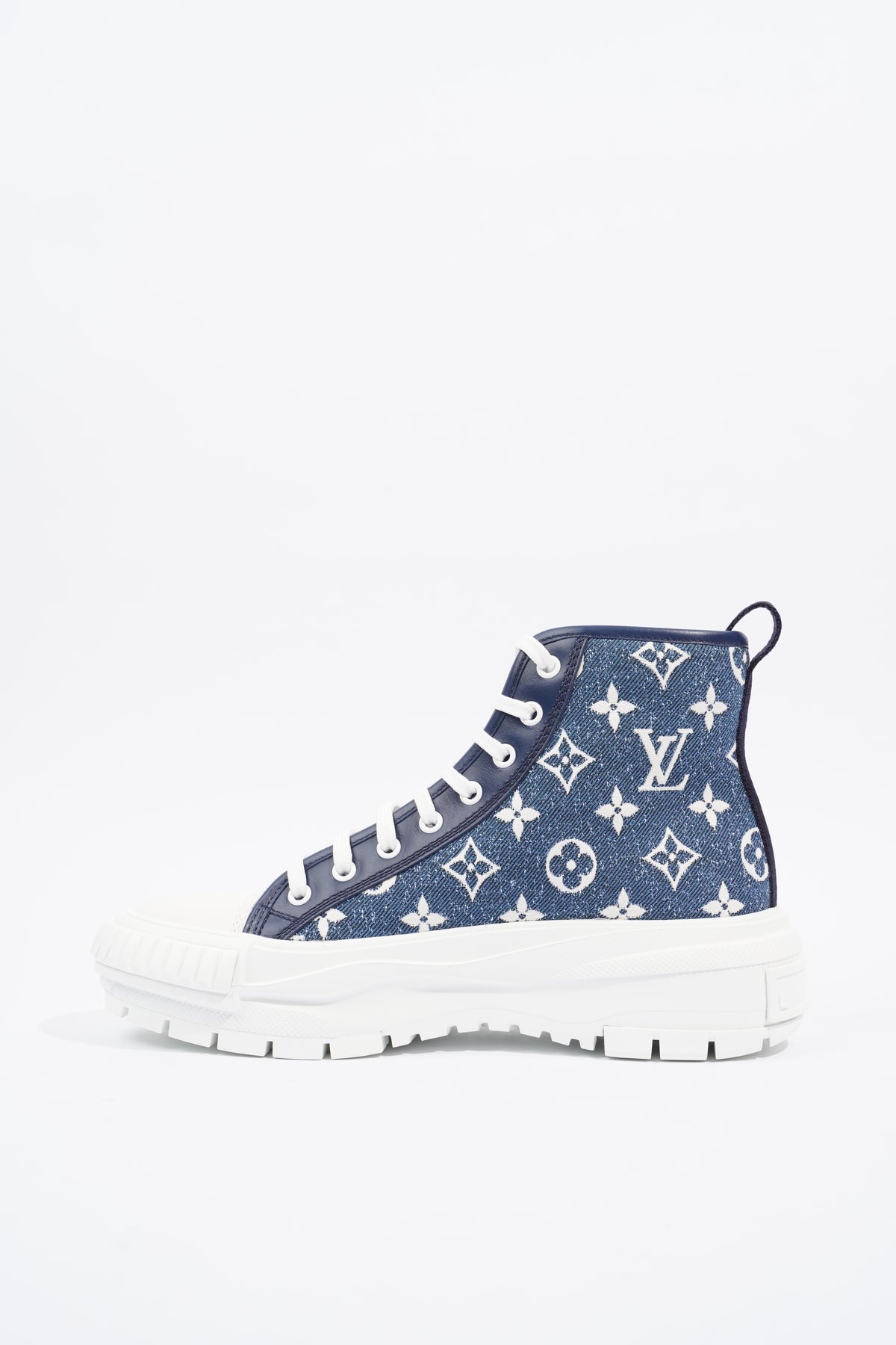 LV Squad Trainer Boots - OBSOLETES DO NOT TOUCH 1AACV6