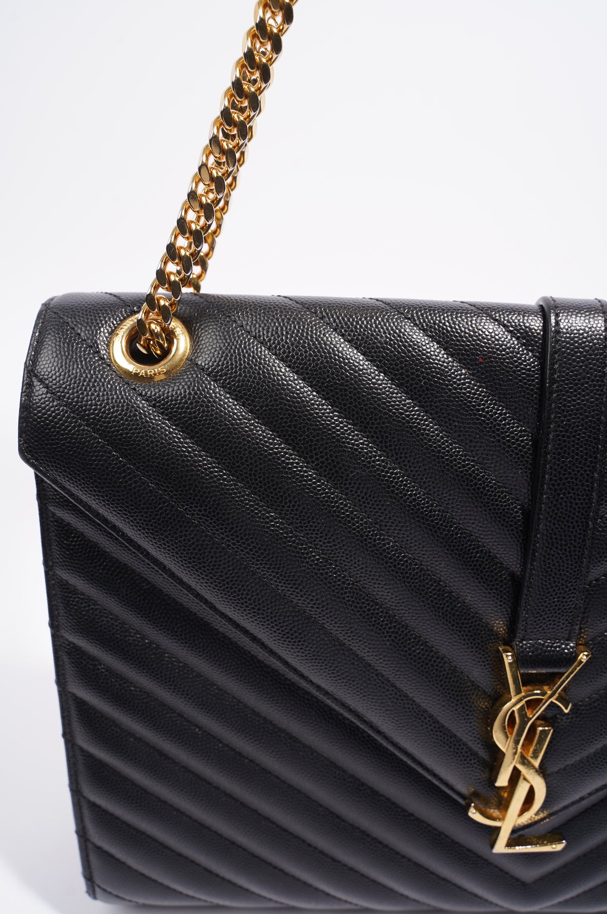 Envelope leather handbag Saint Laurent Black in Leather - 34307611