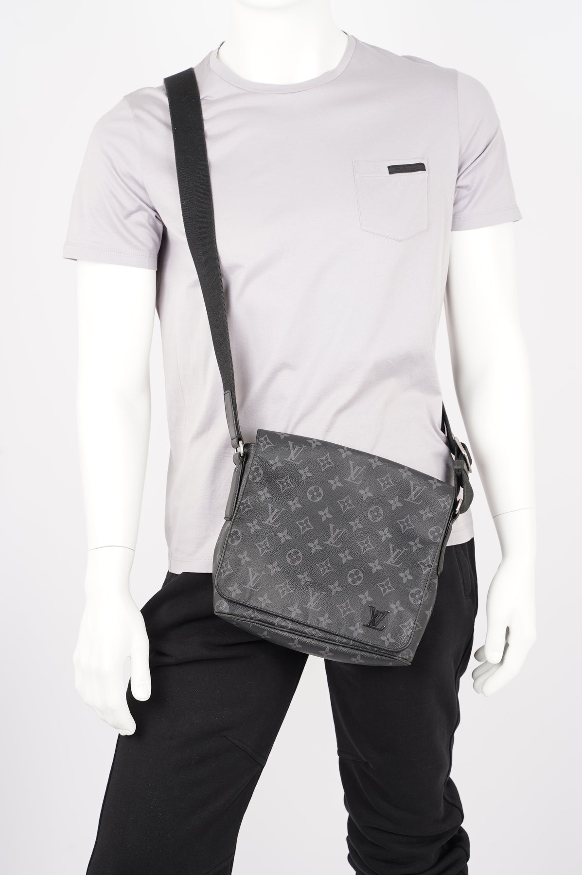 Louis Vuitton Mens Shoulder Bag