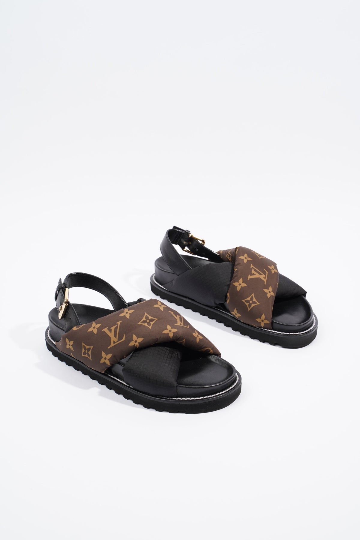 Louis Vuitton, Shoes, Louis Womens Paseo Chain Flat Comfort Sandals  Leather Black
