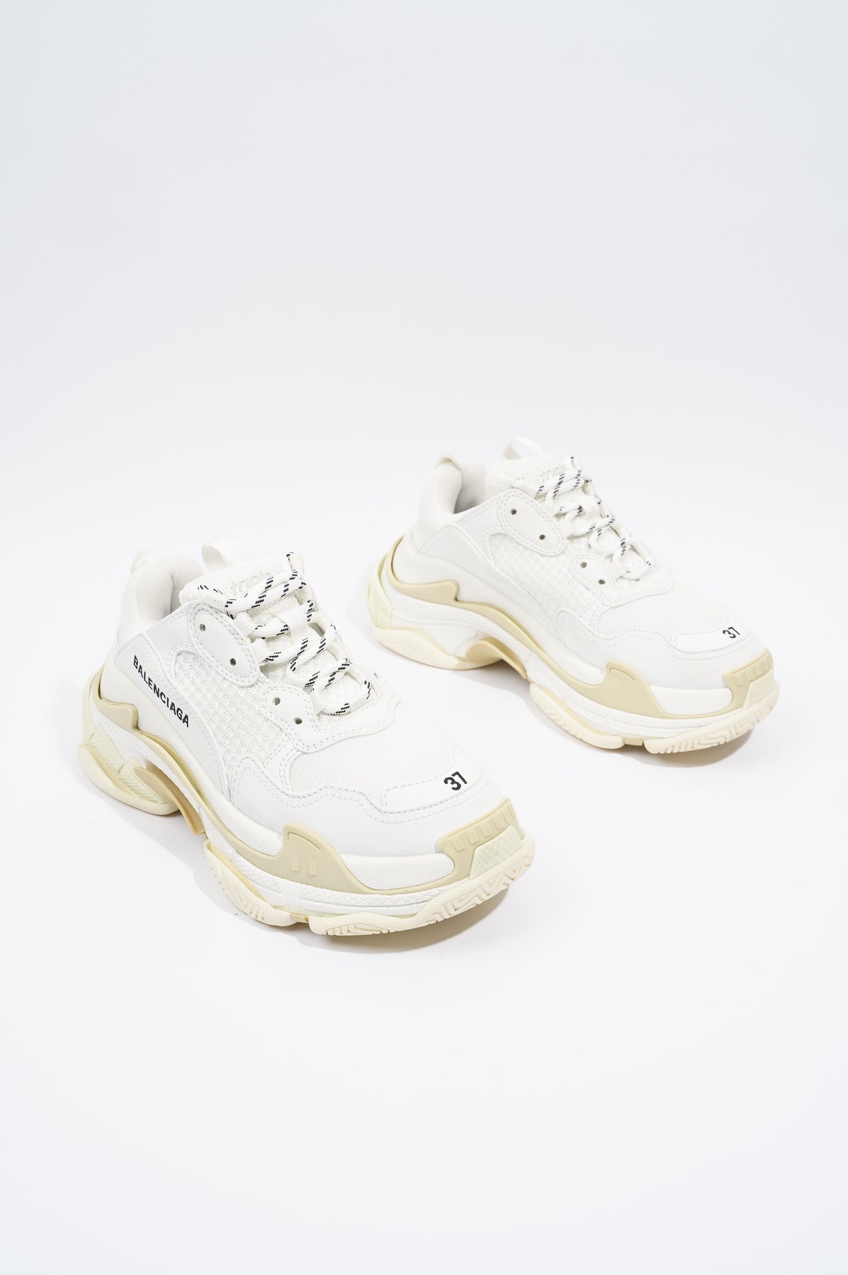 Balenciaga triple s store white womens 37