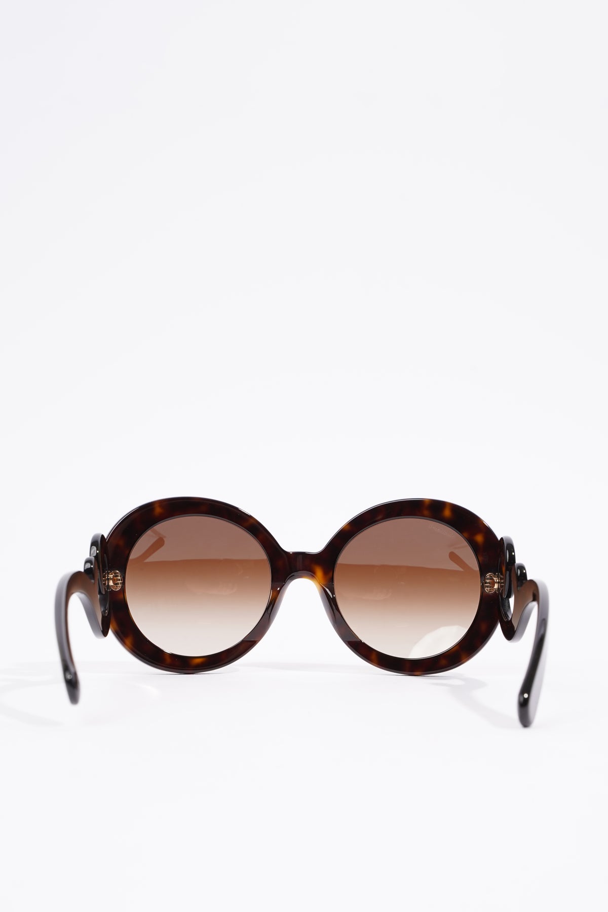 Prada Baroque Sunglasses (SHF-szVkx1) – LuxeDH