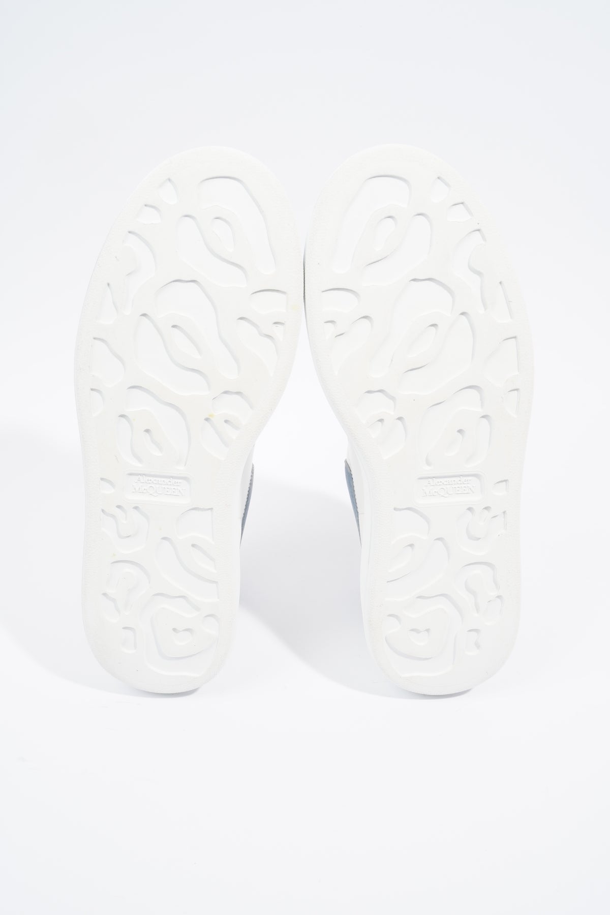 Women's Oversized Sneaker in White/powder Blue