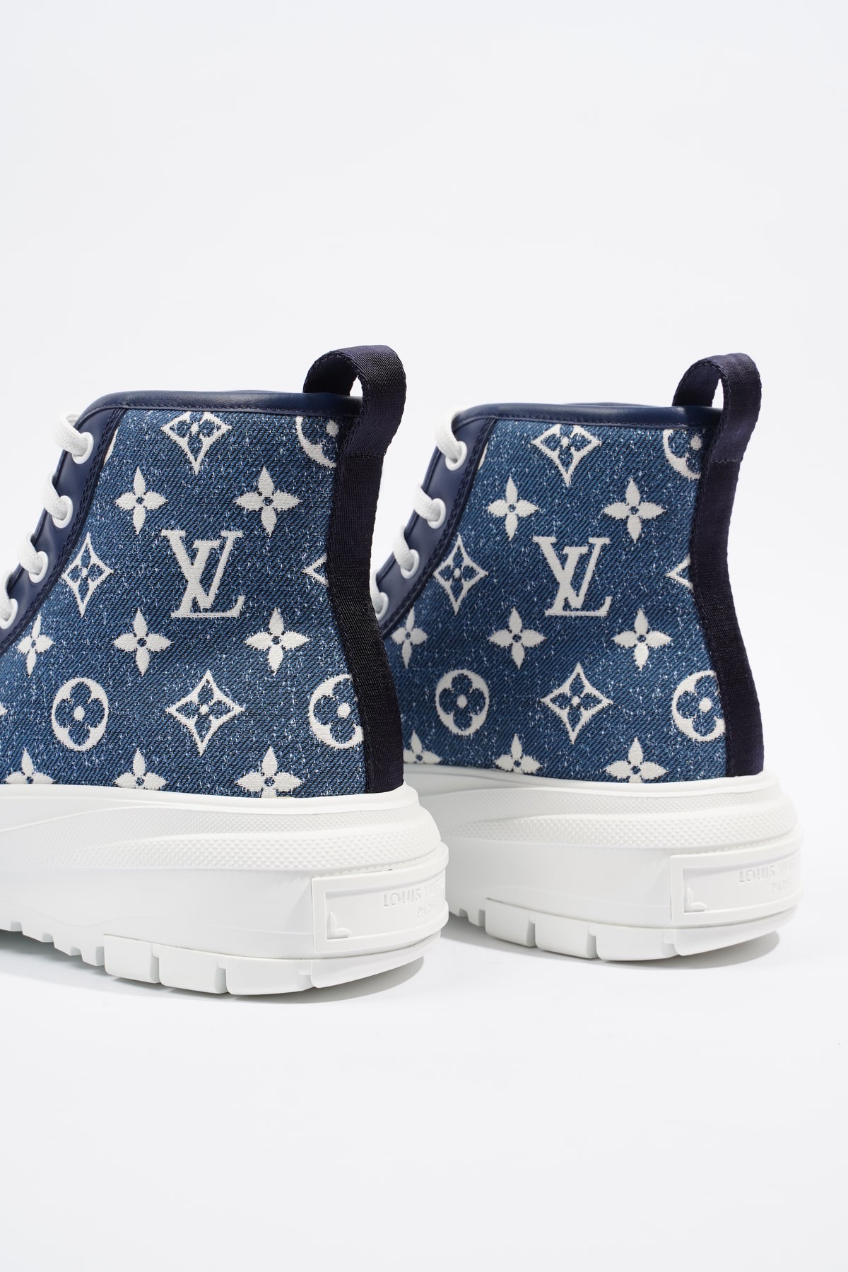 LV Squad Trainer Boots - OBSOLETES DO NOT TOUCH 1AACV6