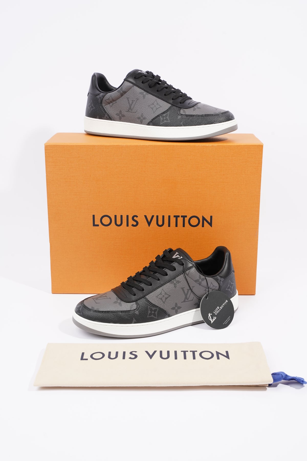 Louis Vuitton Mens Rivoli Sneaker Monogram Eclipse EU 40 / UK 6