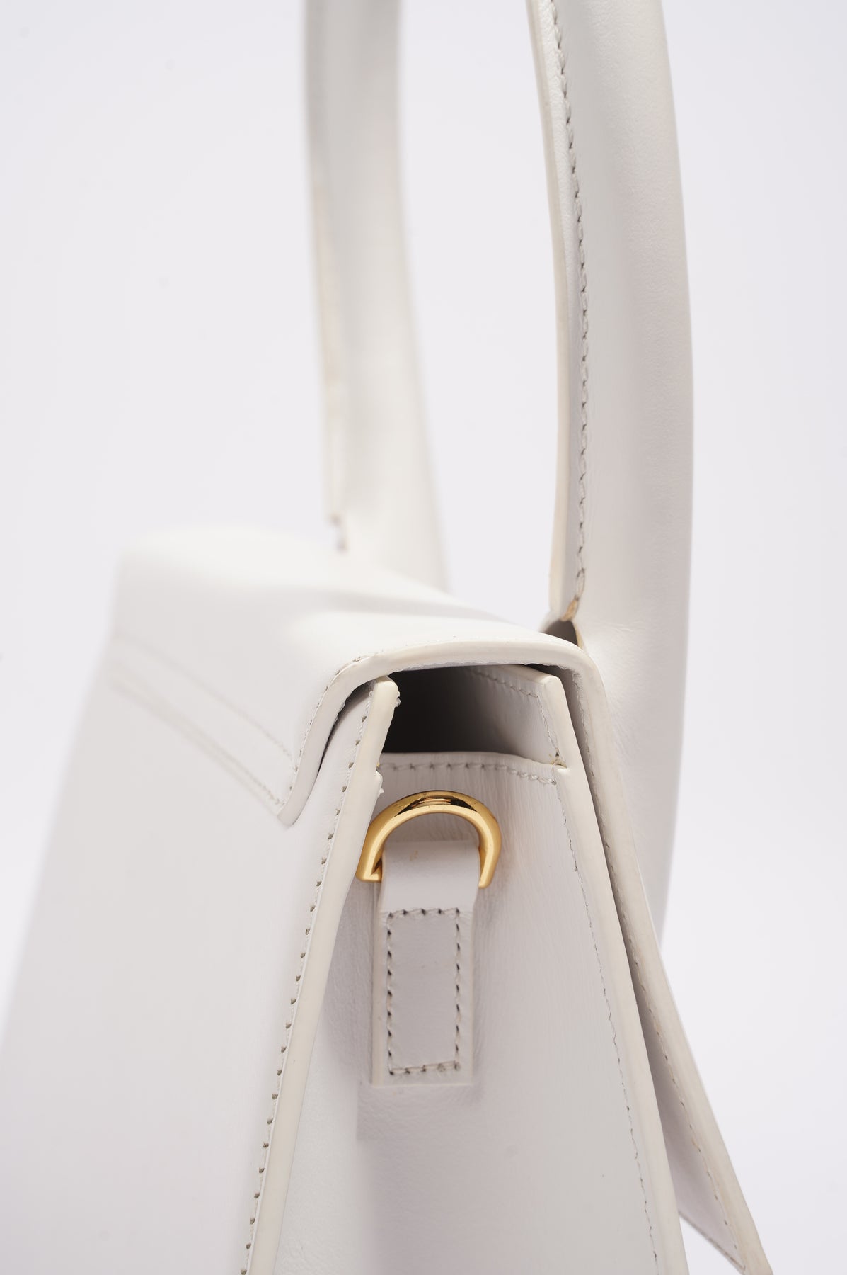 Jacquemus Womens Le Grand Chiquito Bag White Leather – Luxe Collective