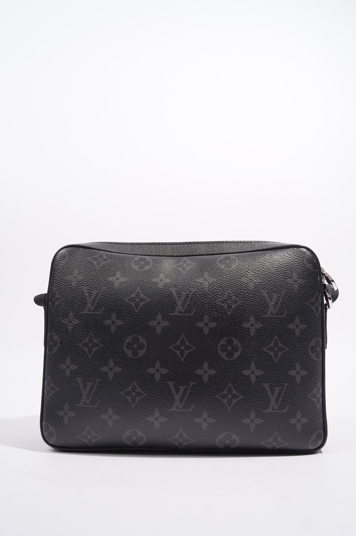 Louis Vuitton® Outdoor Messenger  Messenger bag men, Man bag, Louis vuitton