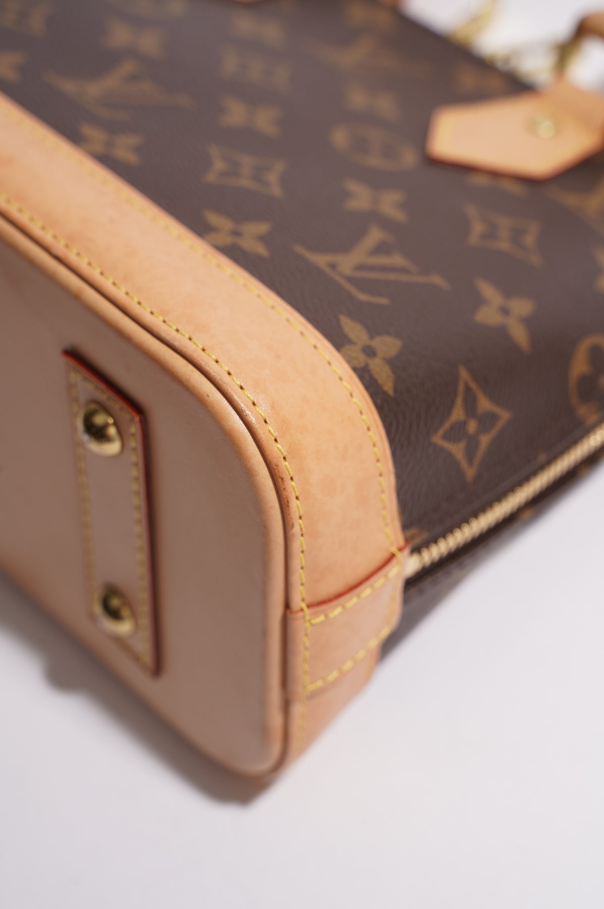 Louis Vuitton Alma Bag Monogram Canvas BB – Luxe Collective