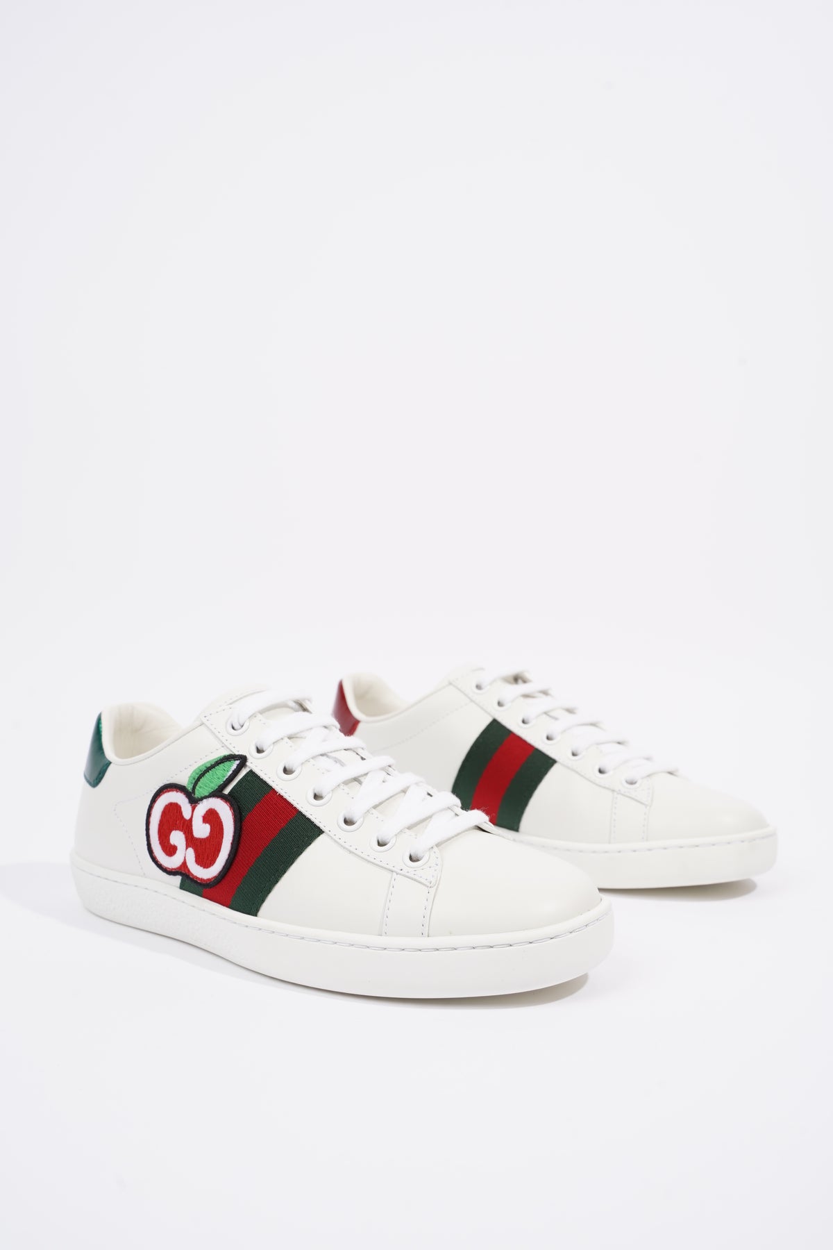 Gucci ace online apple