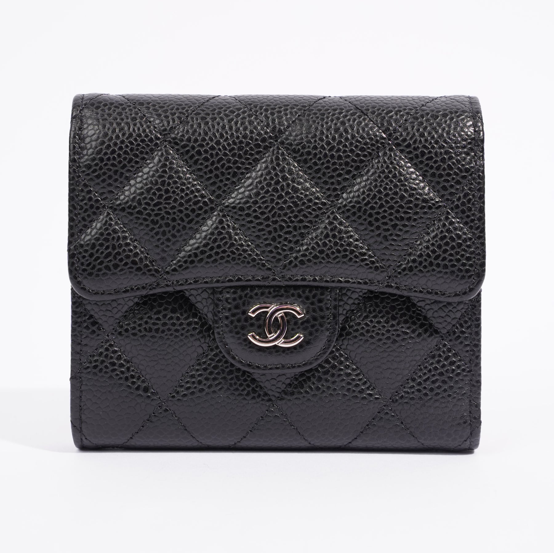 Classic small flap wallet - Lambskin, black — Fashion | CHANEL