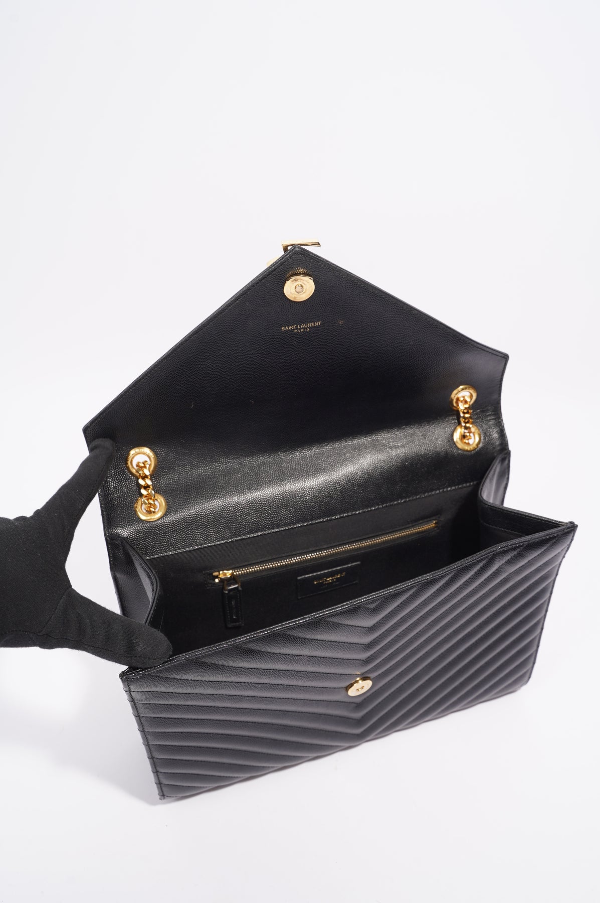 Saint Laurent Envelope Bag Black Small – Luxe Collective