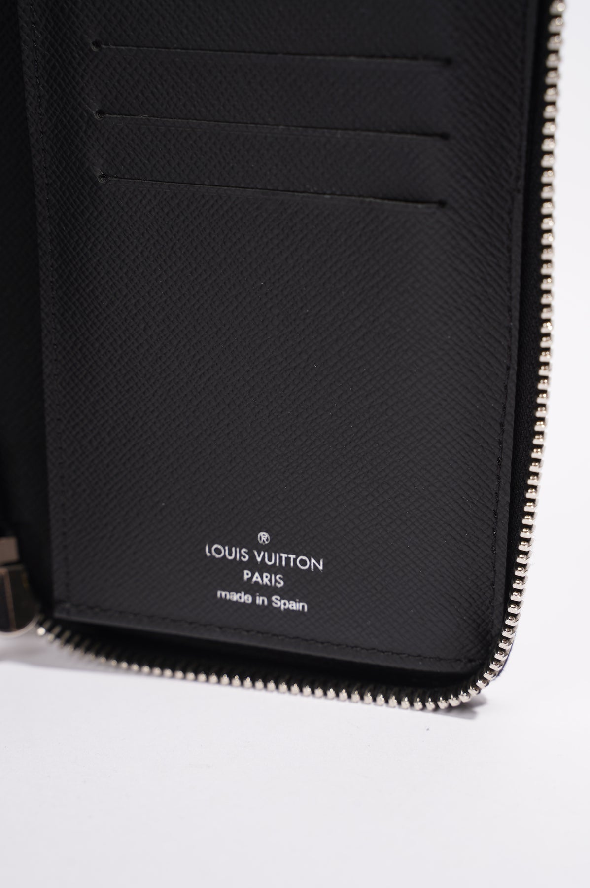 LOUIS VUITTON Damier Graphite Zippy Wallet Vertical Wallet N63095